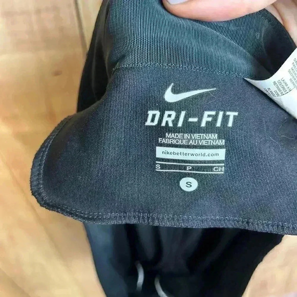 *Nike Pro Dri Fit Crop Women’s Black Leggings Size S - Picture 6 of 8